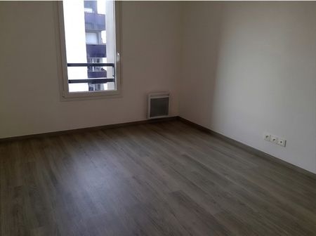Location Appartement 2 pièces 43m² REZE 44400 - Photo 5