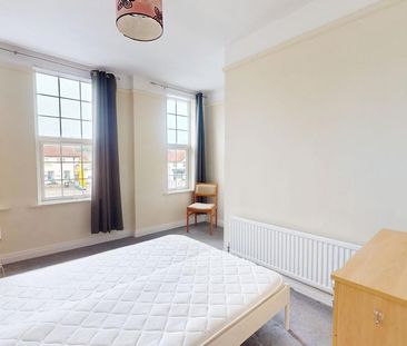3 bedroom maisonette to rent - Photo 3