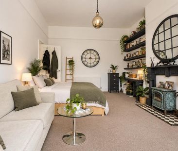 3 bedroom apartment to rent - Photo 3