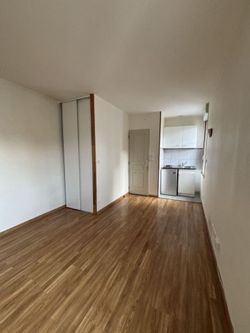 Location Appartement 1 pièce 16m² - Photo 3