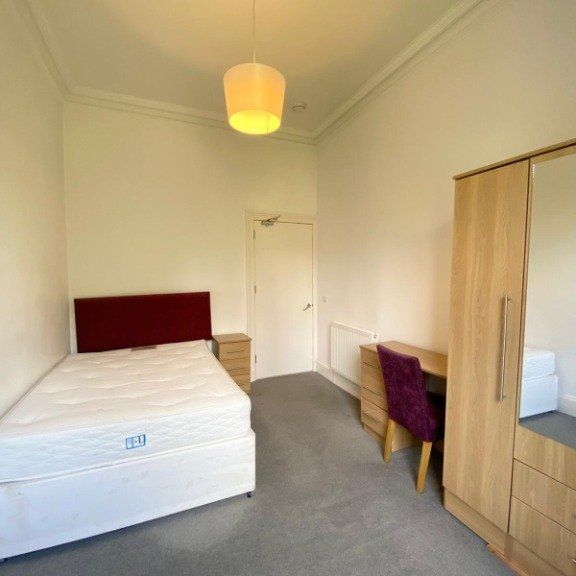 5 bedroom apartment to rent - Photo 1