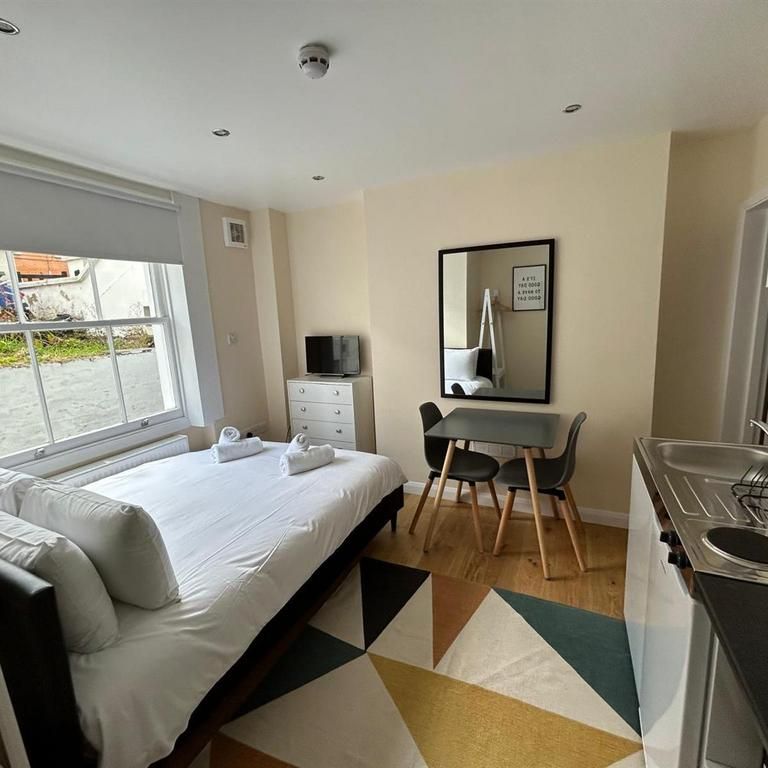 1 bedroom flat to rent - Photo 1