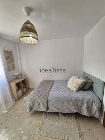 Alquiler de piso en Calle Axarquía - Photo 2