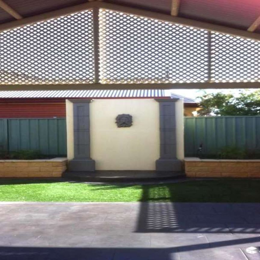 4 Bedroom Family Home with Stunning Entertaining Area - Photo 1