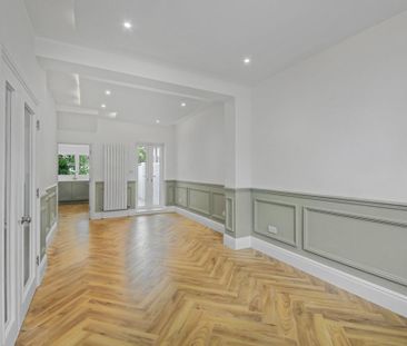 3 bedroom flat to rent - Photo 1