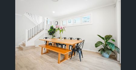 Luxury Family Living With Pool, Multiple Living Zones & Premier Entertaining - Photo 5