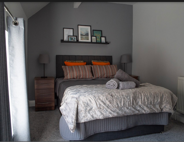 Netherton Road Room 1 - Photo 1