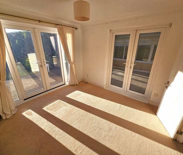 4 bedroom detached house to rent - Photo 1