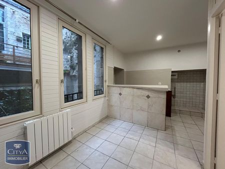 Location Appartement 1 pièce 25m² PERIGUEUX 24000 - Photo 4