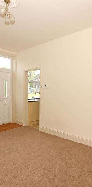 2 bedroom house to rent - Photo 1