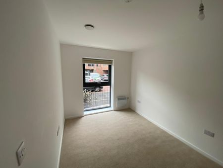 1 Bed Flat, Hindle House, NG2 - Photo 5
