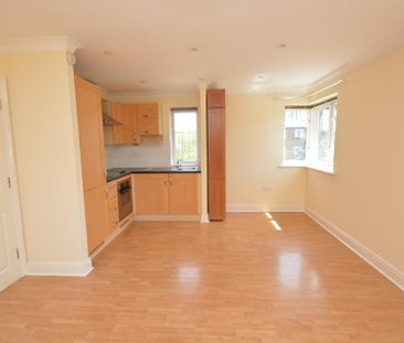 2 bedroom flat to rent - Photo 6