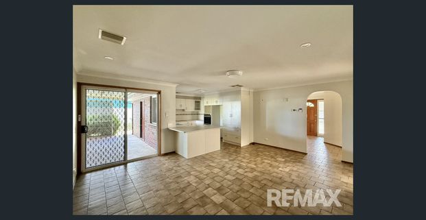 One for the Large Family - Photo 1