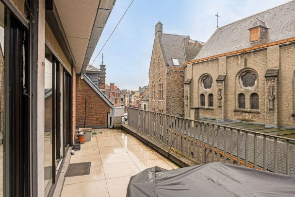 Ruim appartement met terras te centrum Halle - Foto 1