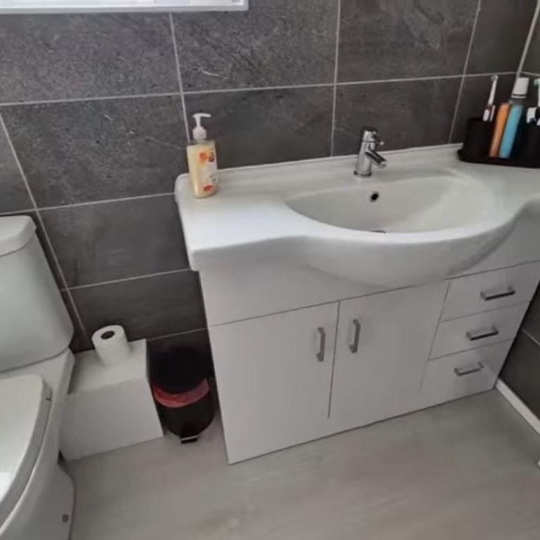 2 bed Flat in 92 Norfolk Street , Cambridge, CB1 2LF - Photo 1