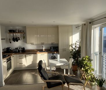 1 Bed Penthouse, Kimmerghame Place, EH4 - Photo 6