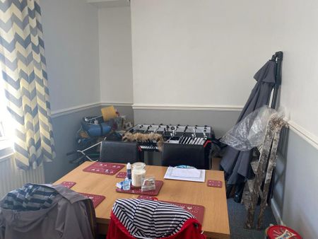 3 bedroom terraced house to rent - Photo 2