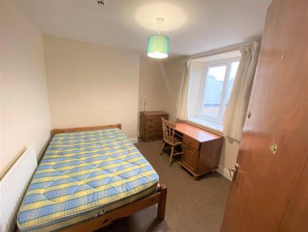 6 bedroom house to rent - Photo 4