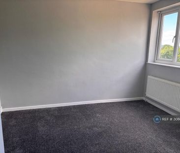 3 bedroom detached house to rent - Photo 5
