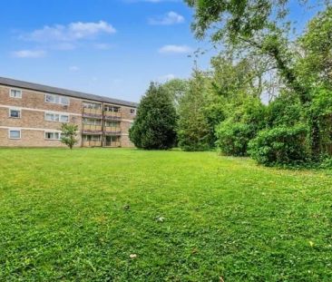 Cholesbury Grange, Headington - Photo 5