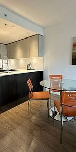 Vancouver Furnished Condo Rental - 1 Bed, 1 Bath, Tasteful Furnishings - Photo 3