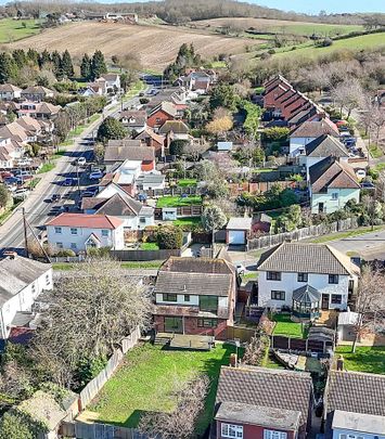 Highcliff Road, Benfleet, Essex, SS7 1NQ - Photo 1