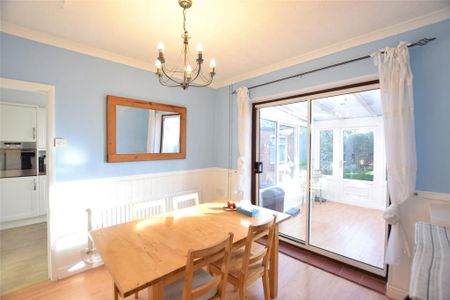 3 bedroom terraced house to rent - Photo 2