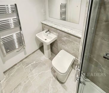 apartment to rent Castle Street, Luton, Bedfordshire, LU1 - Photo 2