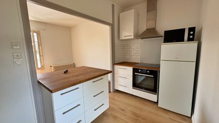 Location Appartement 3 pièces 49m² NIORT 79000 - Photo 3