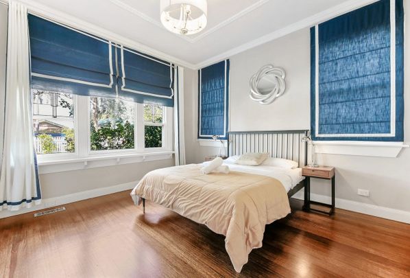 Timeless Elegance Meets Modern Comfort in Box Hill High School Zone - Photo 1