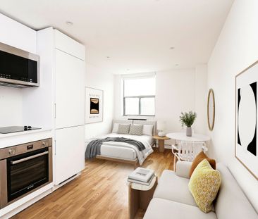 798 Richmond Street West - Photo 1