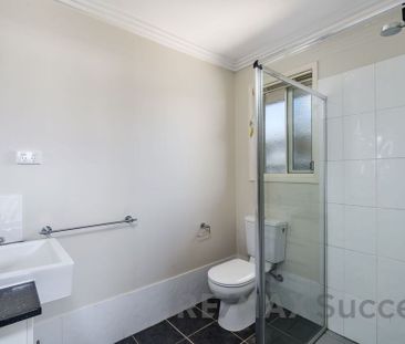 3/11 Albert Street, Newtown QLD 4350 - Apartment For Rent | Domain - Photo 5