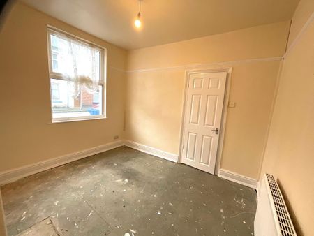 2 bedroom terraced house to rent - Photo 3