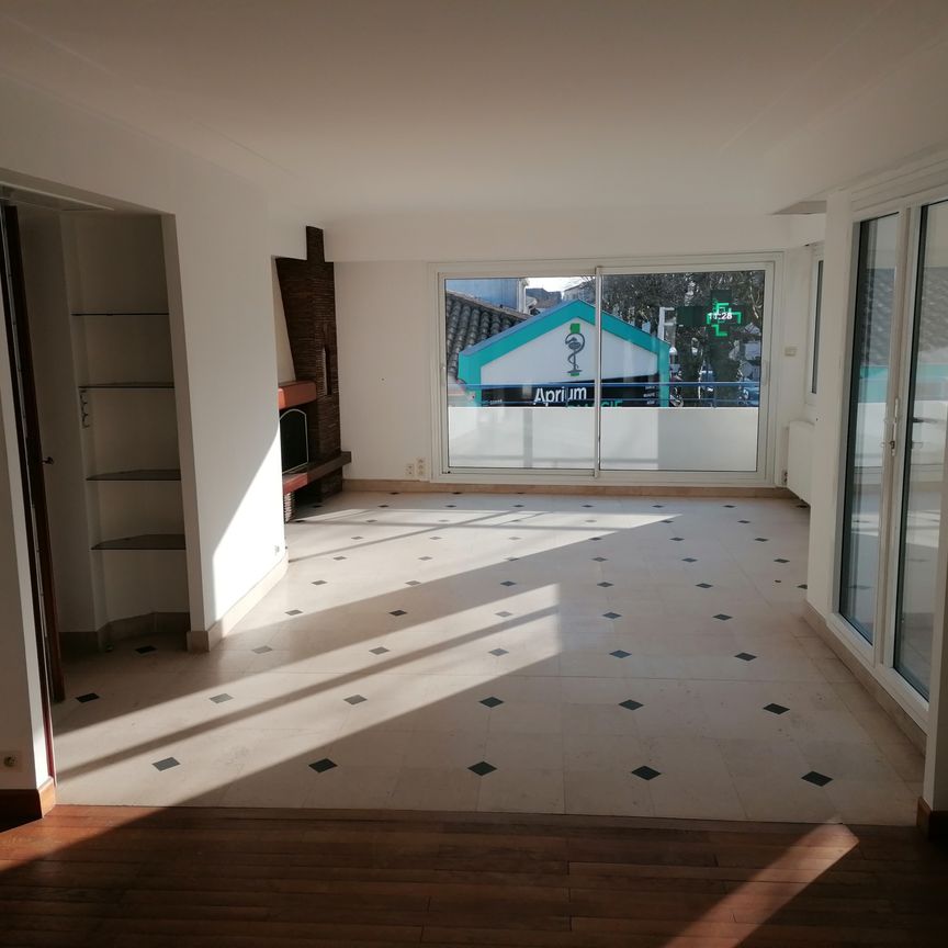 Location Appartement 4 pièces 149m² ST JEAN DE MONTS 85160 - Photo 1