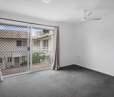Well Maintained Townhouse in Cotton Tree! - Photo 4