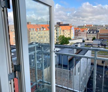 Taglejlighed i Aalborg med altan og udsigt - Photo 2