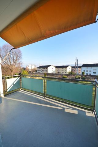 Preiswerte 3.5-Zimmerwohnung im Zentrum von Rapperswil-Jona - Photo 5