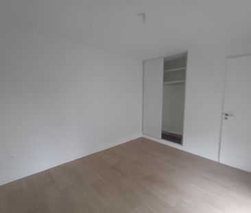 location Appartement F2 DE 43.1m² À MASSY - Photo 2