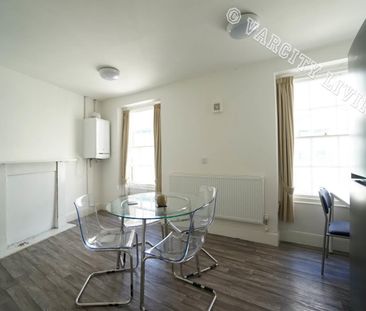 Flat 2, 9 Menai View Terrace - Photo 1