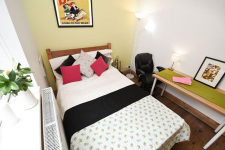 5 bedroom flat to rent - Photo 3