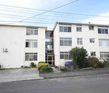 6/1 Fuller Street, Essendon, Vic 3040 - Photo 3