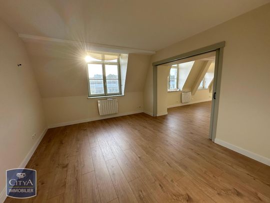 Location Appartement 4 pièces 165m² CAMBRAI 59400 - Photo 1