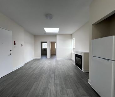 For Lease - 420 Parliament Street Unit# 1, Toronto, Ontario - Photo 1