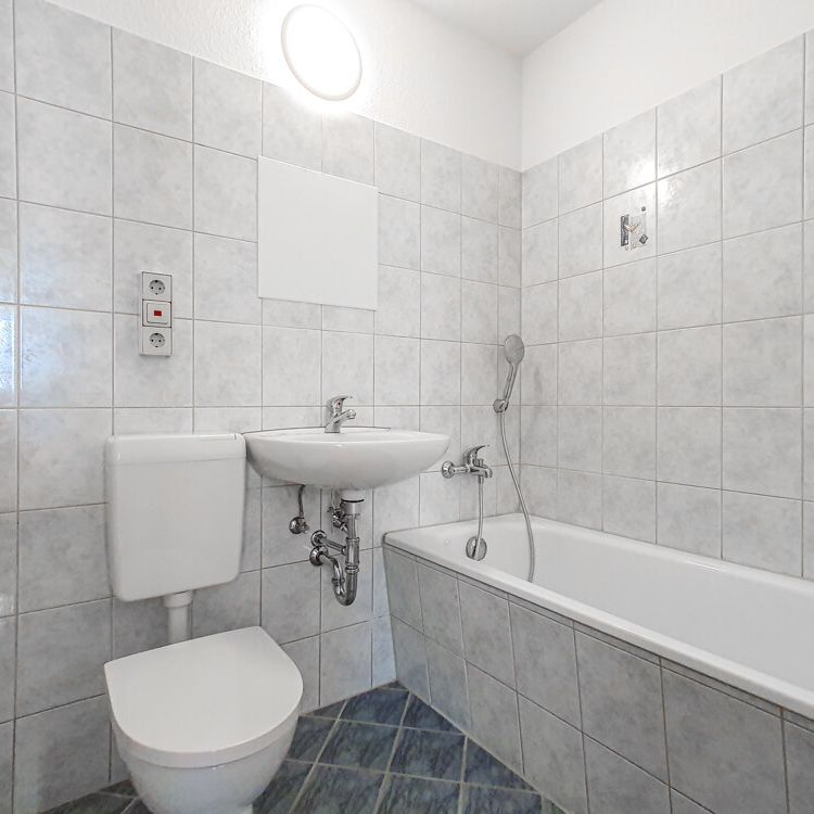 Max-Planck-Straße 24 - Photo 1