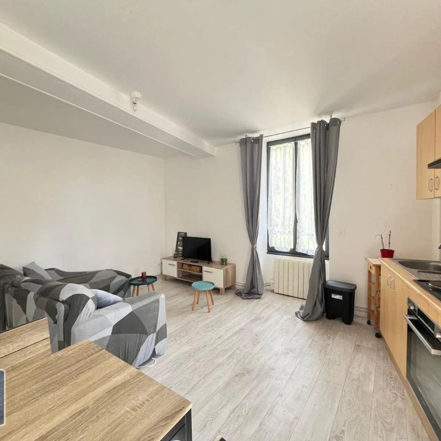 Appartement à louer 2 pièces 42m² - Photo 1