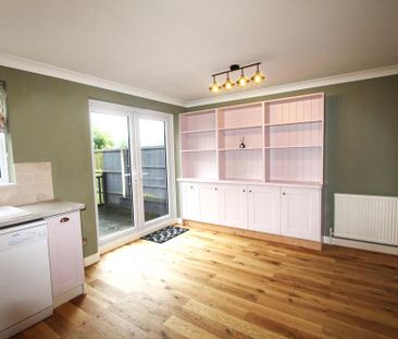 3 bedroom semi-detached house to rent - Photo 2