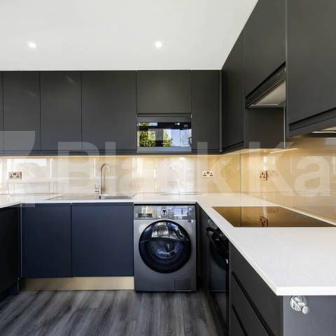 Modern Apartment - Photo 1