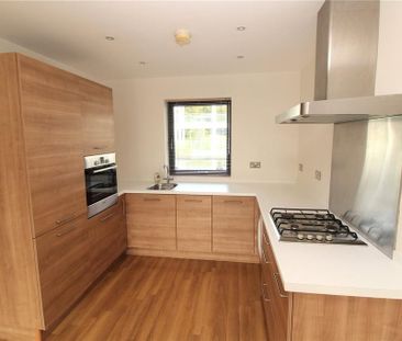 2 bedroom apartment to rent - Photo 3