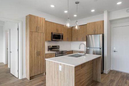 Brand New 2 Bedroom in Sterling at Bell Centre B2-B8 – First 2 Months Rent Free! - Photo 5