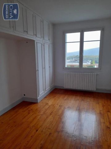 Appartement à louer 4 pièces 67.21m² - Photo 2